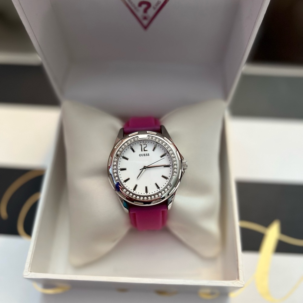 Guess Watch - Picture 3 of 3